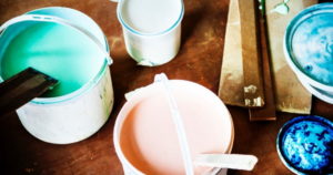 painting a room with paint colors 01