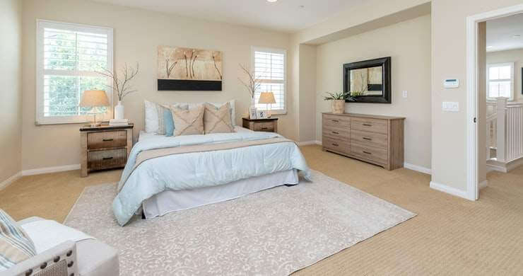 Tricks Home Stagers Use to Make A Bedroom Feel Cozy
