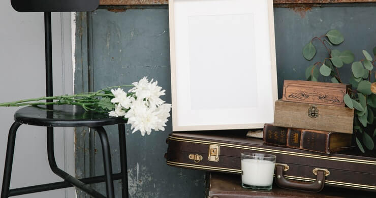 Vintage Wall Decor Adds Incredible Charm To Your Home