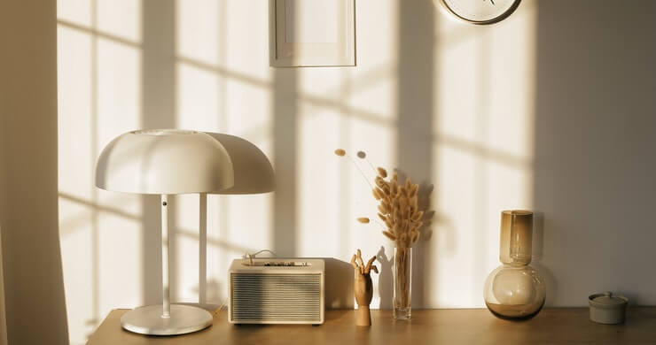 6 Ways To Light Your Apartment Without Ceiling Lights